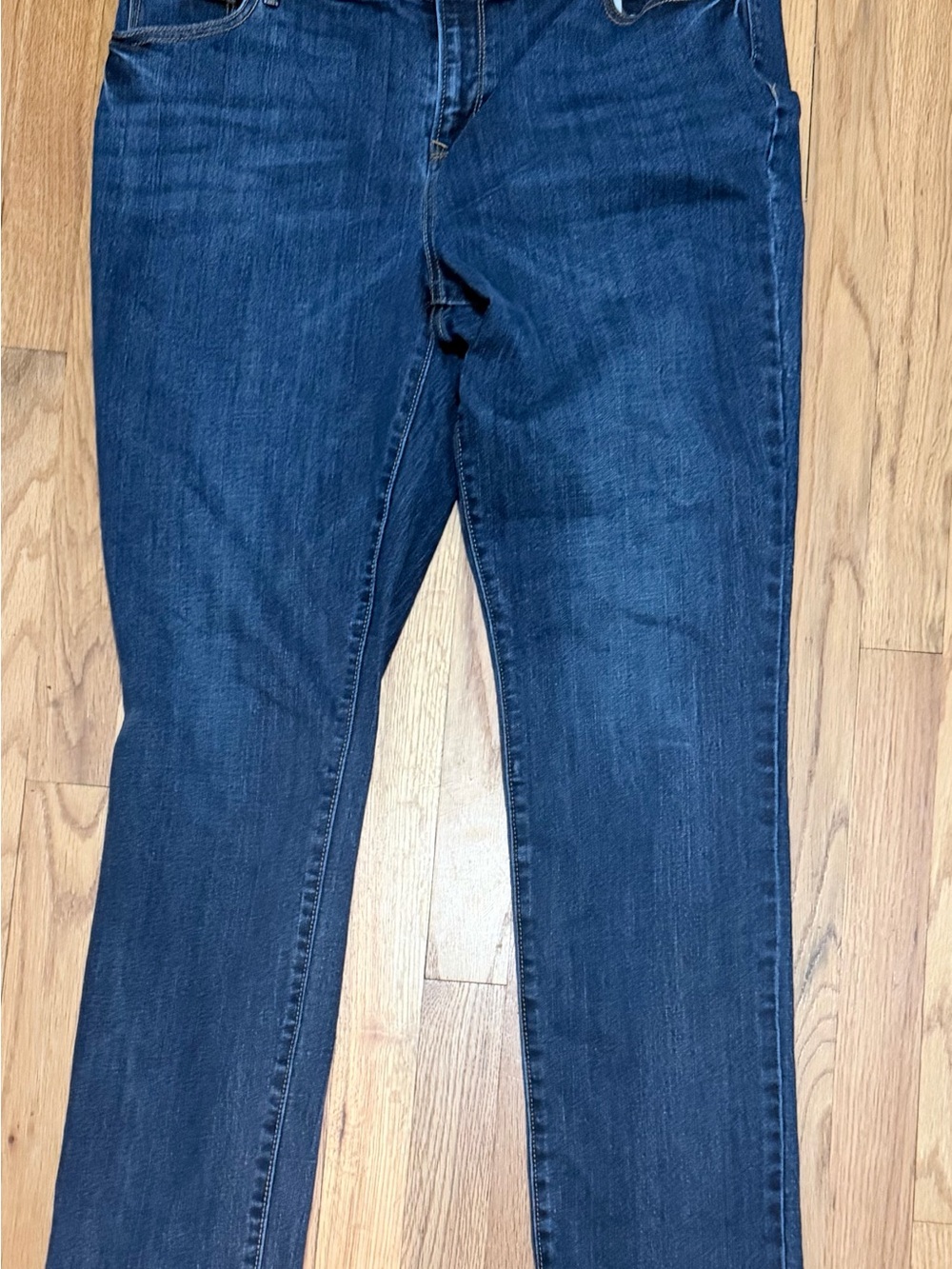 Old Navy Women's curvy straight Jeans in Dark Blue Wash